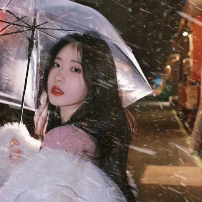 鉴宝神手，我靠赌石咸鱼翻身