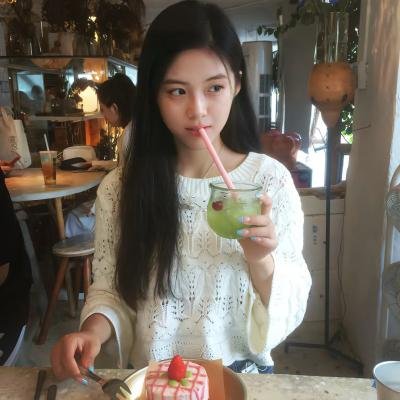 捡了个霸总回家卖椰子